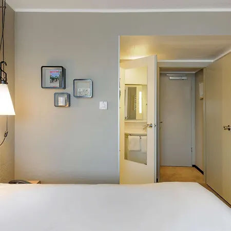 Ibis Mitte 3* برلين