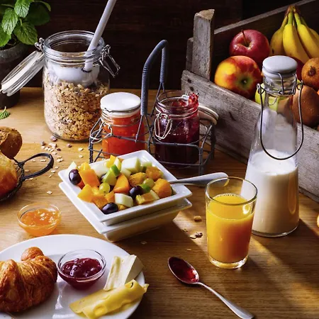 Ibis Mitte Hotel 3*