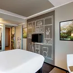 Ibis Mitte Hotel 3*
