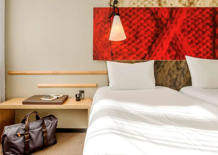 Отель Ibis Mitte 3*