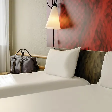 Ibis Mitte Hotel 3*