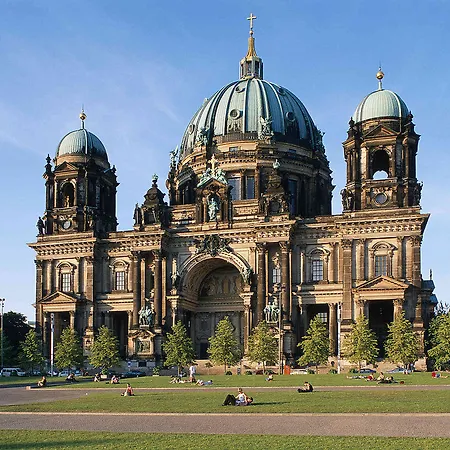 Ibis Mitte Otel Berlin